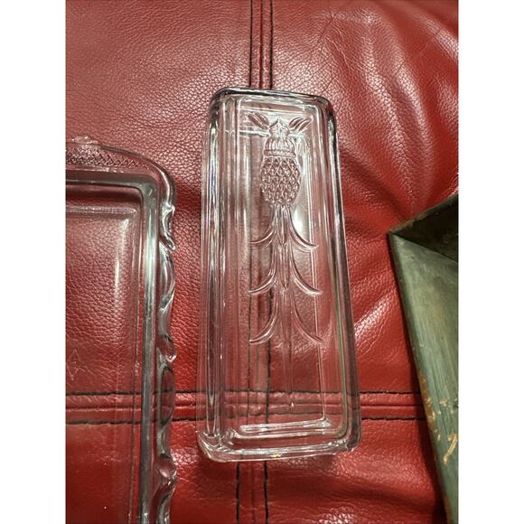 Heisey Plantation ¼ Pound Rectangular 7” Covered Butter Dish - Picture 4 of 7